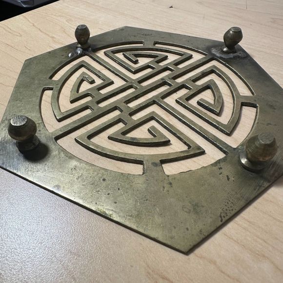 Vintage Oriental Brass Trivet, Mid Century Trivet - Picture 6 of 9